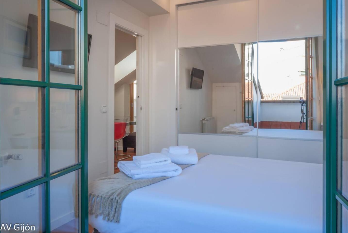 Av Gijon San Agustin 12 Apartamento Exterior foto